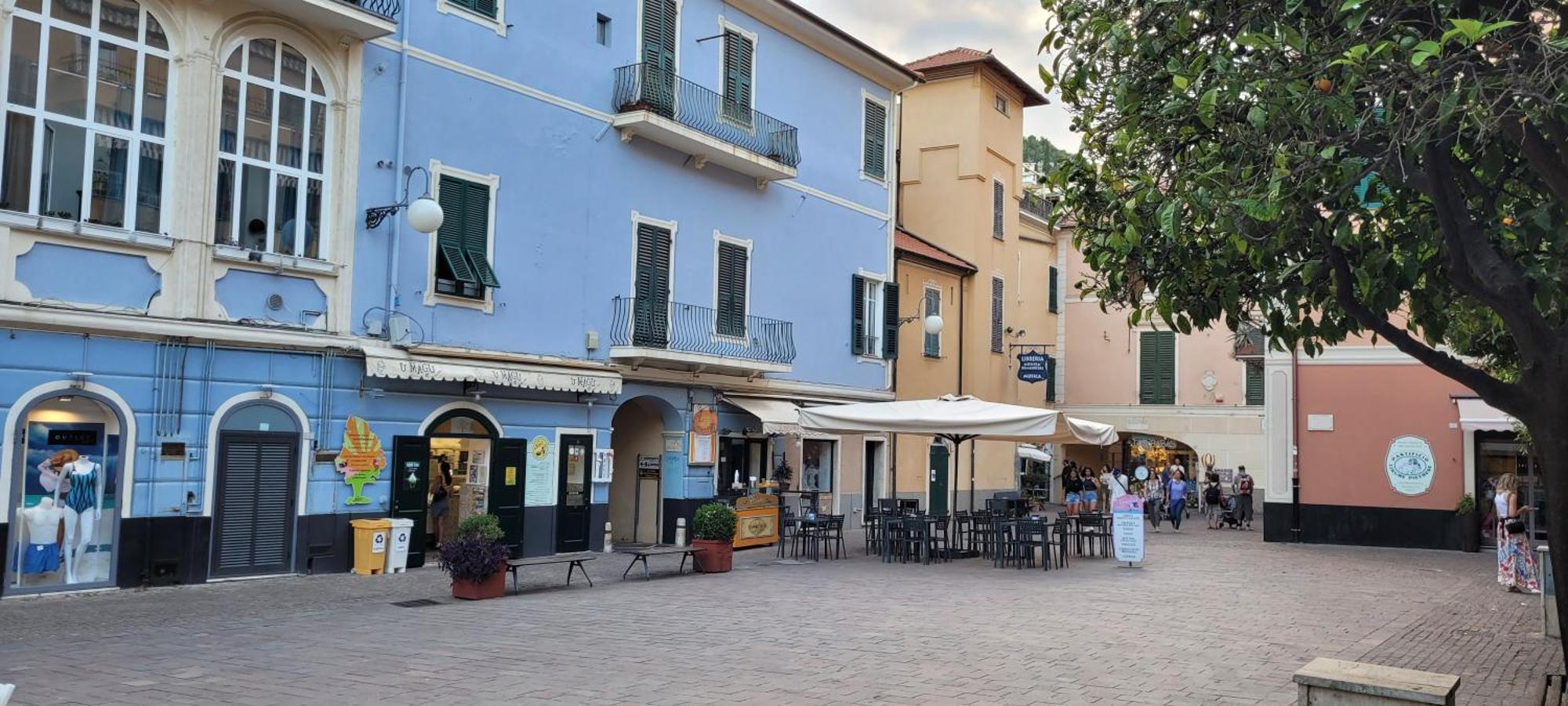 Hostdomus - Pietra Blu Leilighet Pietra Ligure Eksteriør bilde